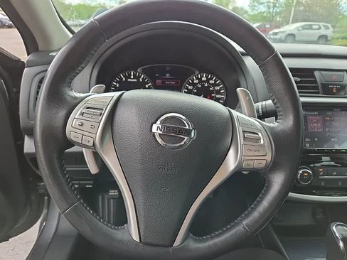 Used 2018 Nissan Altima 2.5 SR FWD image 16