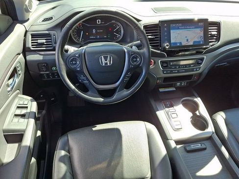Used 2023 Honda Ridgeline RTL-E image 2