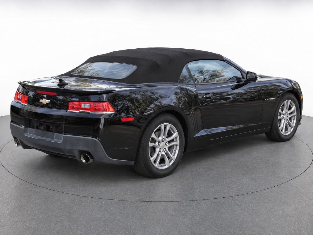 Used 2015 Chevrolet Camaro LT RWD image 35