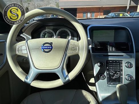 Used 2011 Volvo XC60 3.2 image 25