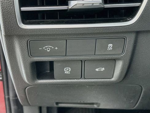 Used 2025 Hyundai Sonata SEL FWD image 16