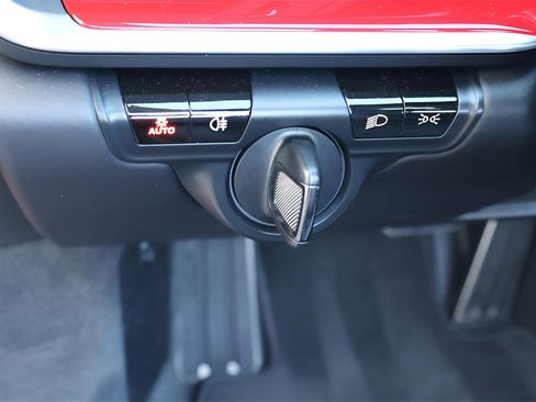 Used 2021 Porsche 911 Carrera image 20