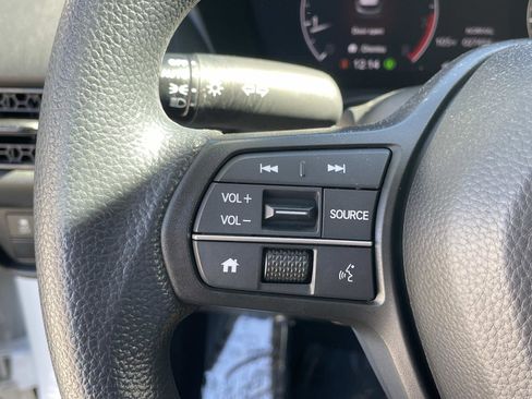 Certified 2023 Honda HR-V LX image 4