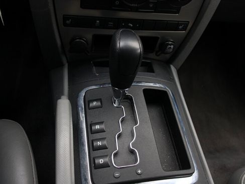 Used 2007 Jeep Grand Cherokee Laredo RWD image 8