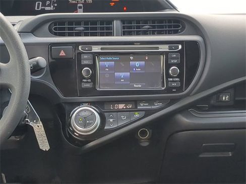 Used 2015 Toyota Prius C One image 17