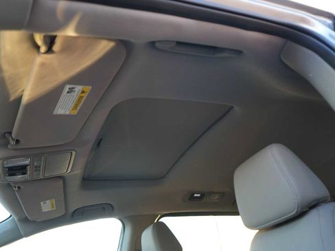 Used 2024 Honda Odyssey EX-L image 25