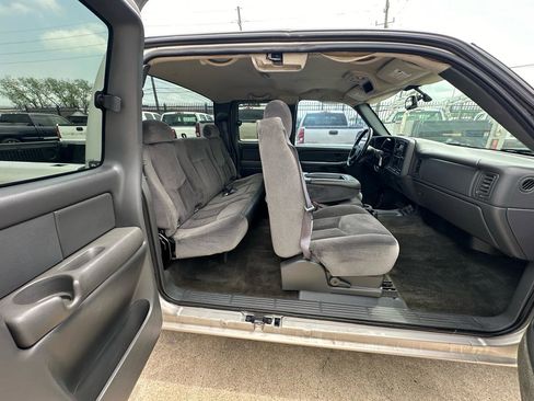 Used 2005 GMC Sierra 1500 SLE w/ Light Duty Power Package RWD image 28