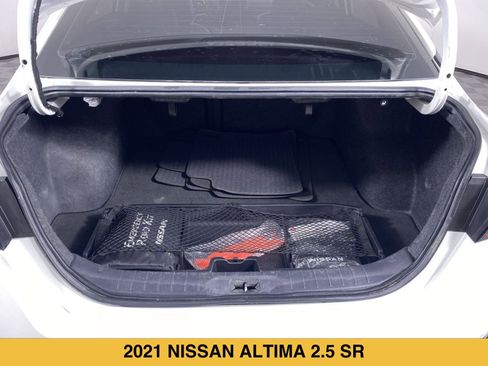 Used 2021 Nissan Altima 2.5 SR w/ SR Premium Package FWD image 14