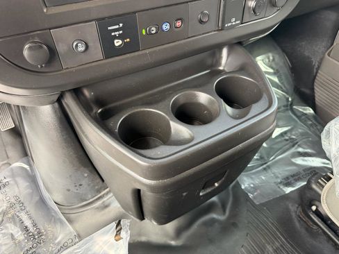 Used 2020 Chevrolet Express 2500 Extended w/ Communications Package image 20