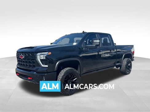 Used 2025 Chevrolet Silverado 2500 ZR2 w/ Technology Package AWD/4WD image 1