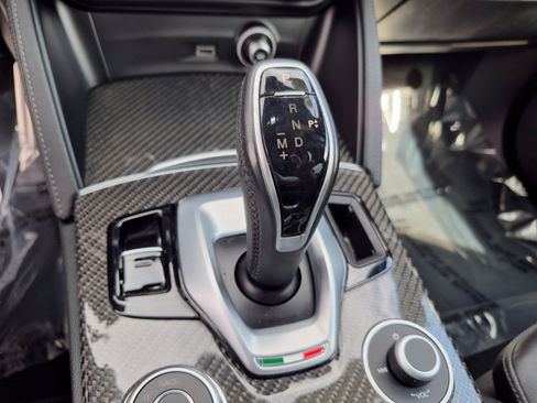 Used 2022 Alfa Romeo Stelvio Quadrifoglio w/ Active Assist Plus Package AWD/4WD image 40