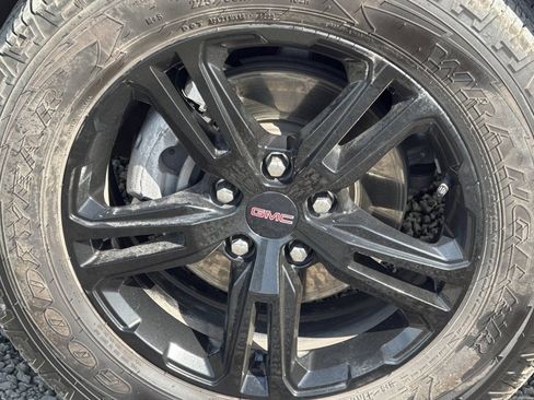 Used 2024 GMC Terrain AT4 w/ LPO, Floor Liner Package AWD/4WD image 45