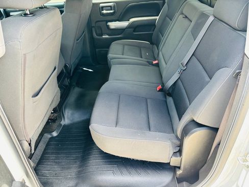 Used 2017 Chevrolet Silverado 1500 LT w/ High Desert Package AWD/4WD image 15