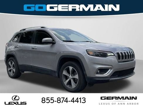 Used 2019 Jeep Cherokee Limited AWD/4WD image 10