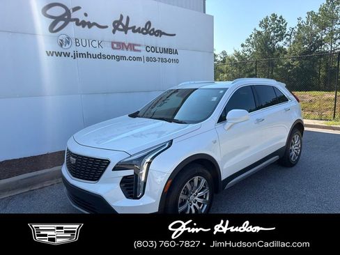 Used 2020 Cadillac XT4 Premium Luxury FWD image 1