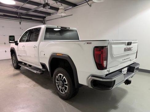 Used 2022 GMC Sierra 2500 SLE w/ SLE Value Package; AWD/4WD image 5