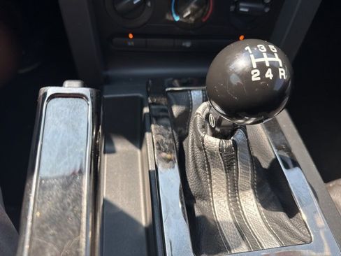 Used 2007 Ford Mustang GT Premium image 24