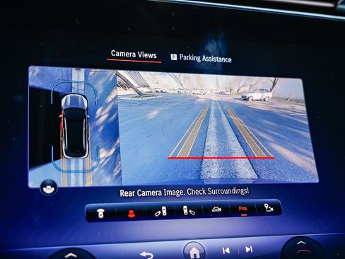 Used 2023 Mercedes-Benz EQS 580 4MATIC SUV image 25