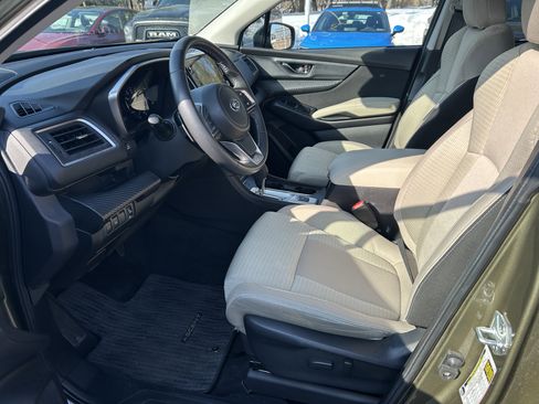 Used 2023 Subaru Ascent Premium w/ Convenience Package image 8