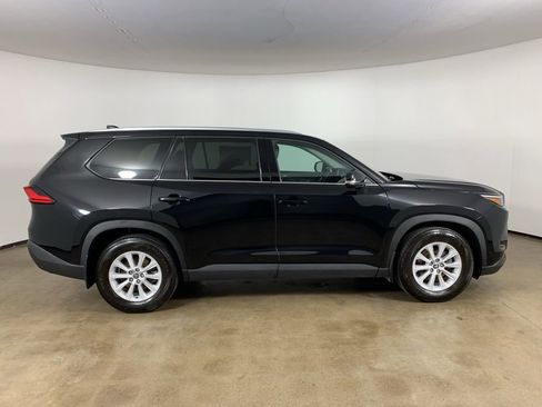 Used 2024 Toyota Grand Highlander XLE image 7