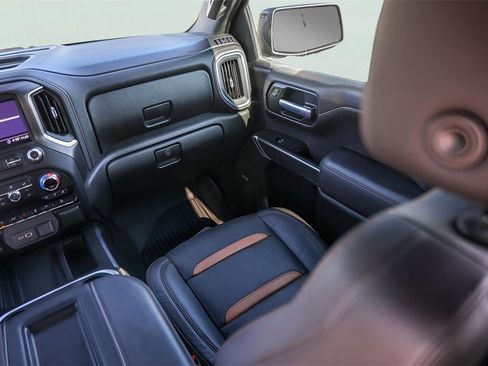 Used 2020 GMC Sierra 1500 AT4 w/ AT4 Premium Package image 32