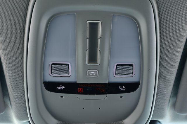 Used 2023 Volvo XC60 B5 Plus FWD image 18