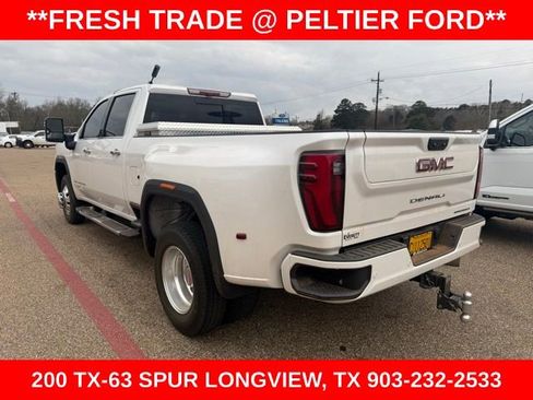 Used 2025 GMC Sierra 3500 Denali w/ Denali Reserve Package image 9