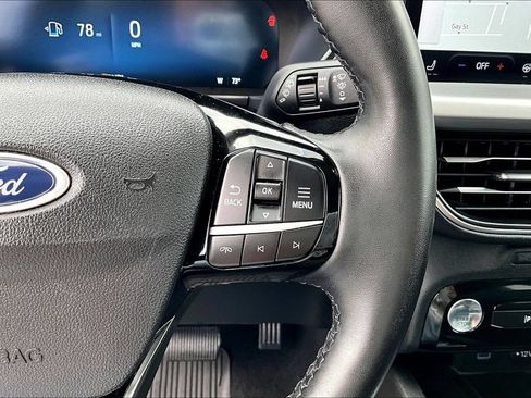 Used 2023 Ford Escape Platinum AWD/4WD image 18