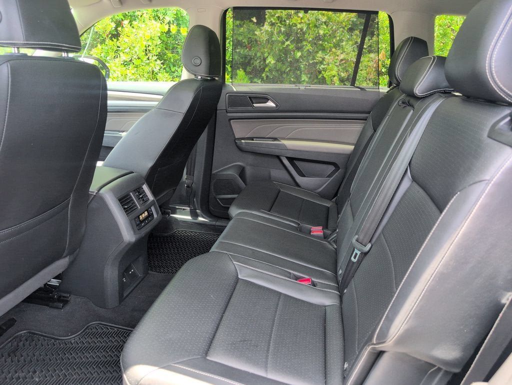 Used 2023 Volkswagen Atlas SEL AWD/4WD image 36