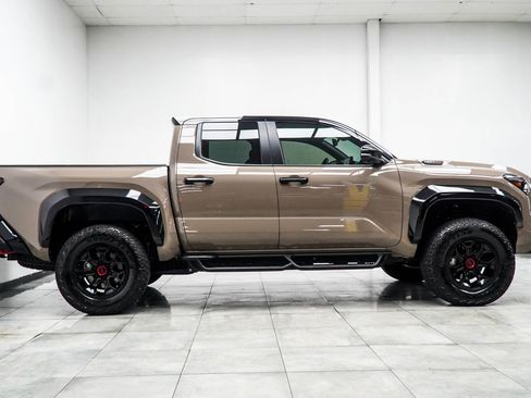 Used 2025 Toyota Tacoma TRD Pro AWD/4WD image 6