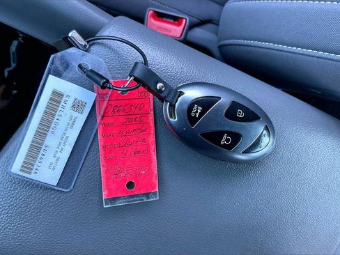 Used 2025 Hyundai Elantra SEL image 9