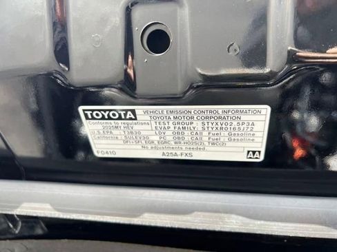 Certified 2025 Toyota Camry LE image 10