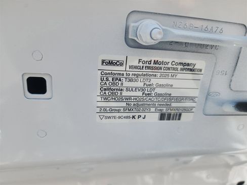 New 2025 Ford Maverick Lobo image 11