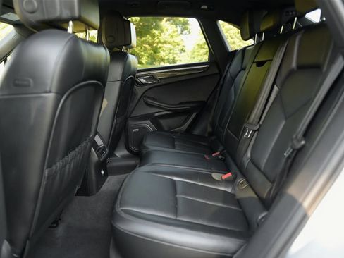 Used 2015 Porsche Macan S AWD/4WD image 59
