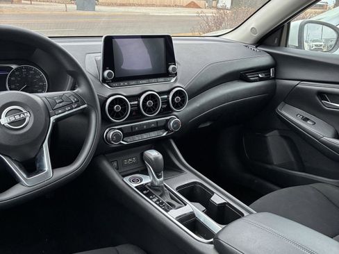 Used 2025 Nissan Sentra SV image 21