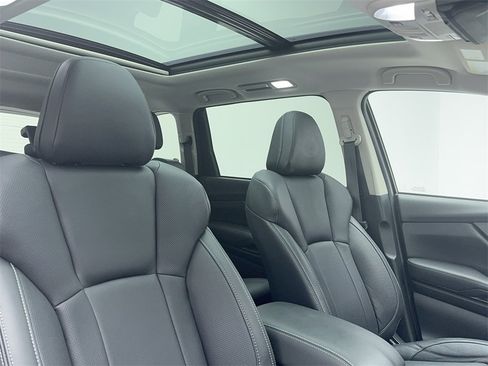 Used 2022 Subaru Ascent Limited w/ Technology Package image 49