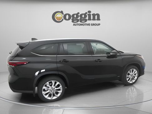 New 2026 Toyota Highlander Limited AWD/4WD image 20