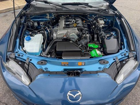 Used 2018 MAZDA MX-5 Miata RF Grand Touring RWD image 17
