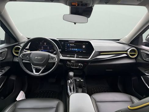 Used 2024 Chevrolet Trax ACTIV w/ Driver Confidence Package FWD image 13