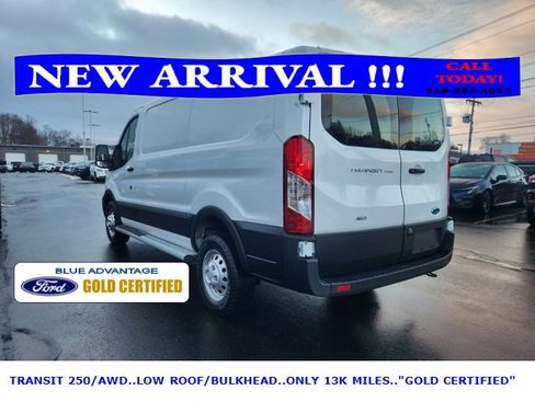 Used 2023 Ford Transit 250 Low Roof AWD w/ Exterior Upgrade Package image 6