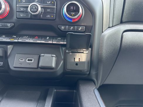 Used 2022 GMC Sierra 1500 Denali w/ Denali Premium Package image 54