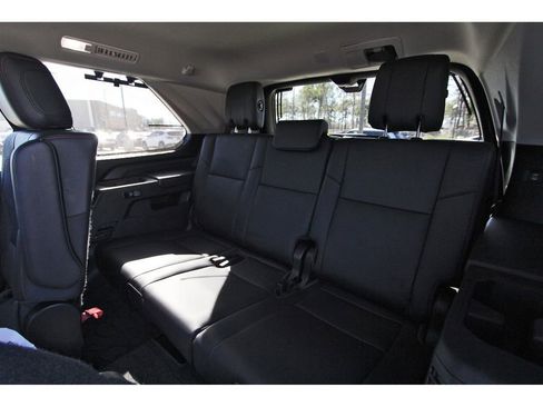 Used 2023 Toyota Sequoia image 11