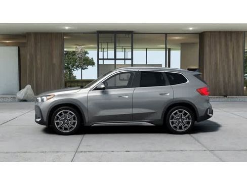 New 2026 BMW X1 xDrive28i image 5