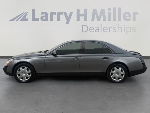 Used 2005 Maybach 57 RWD image 2