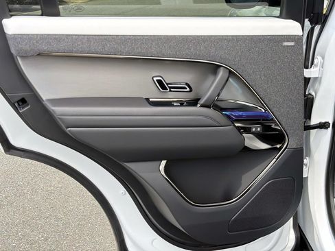 New 2026 Land Rover Range Rover Sport Dynamic SE AWD/4WD image 11