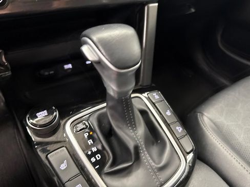 Used 2024 Kia Seltos EX AWD/4WD image 35