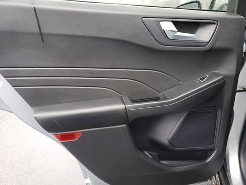 Used 2024 Ford Escape Platinum image 15