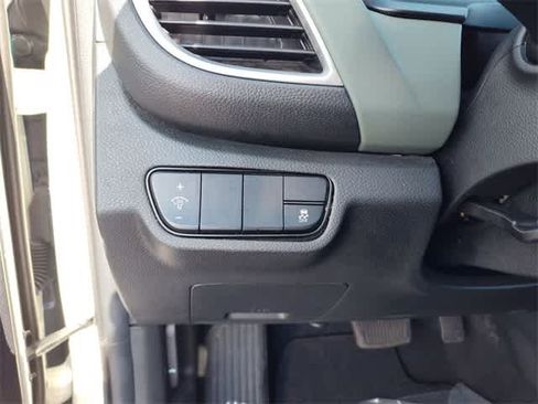 Used 2024 Kia Seltos SX image 18