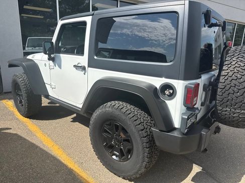 Used 2015 Jeep Wrangler Sport AWD/4WD image 9