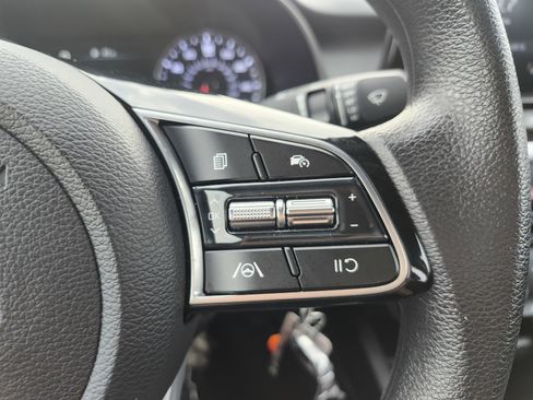 Used 2022 Kia Forte LXS image 30